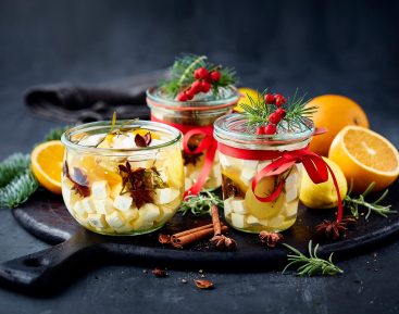 Råsyltet salatost med rosmarin og julekrydderier II